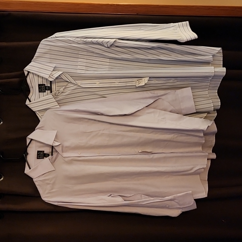 Men's Buttoned Down dress shirt